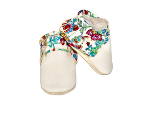 MoshMoccs Elegant Flower Moccasins